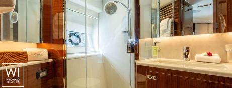 MIO BARCO  Princess Yachts Y 78 Interior 14