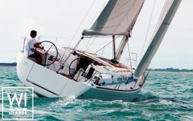 Dufour 40E Dufour Yachts Exterior 2