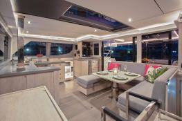 Leopard  45 Robertson & Caines Interior 6