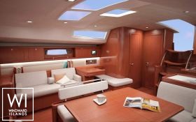 Oceanis  54 Beneteau Interior 1