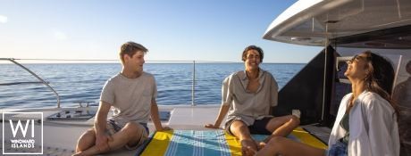 Leopard  42 Robertson & Caines Exterior 7