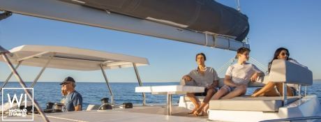 Leopard  42 Robertson & Caines Exterior 8