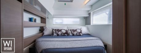 Leopard  42 Robertson & Caines Interior 4