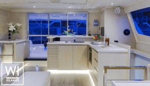 Valhalla  Robertson & Caines Leopard  Power 514 Interior 8