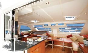 Leopard  Power 474 Robertson & Caines Interior 1