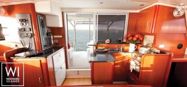 Leopard  Power 39 Robertson & Caines Interior 7