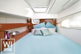 Leopard  384 Robertson & Caines Interior 3