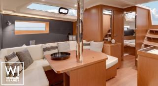 Oceanis  41.1 Beneteau Interior 2
