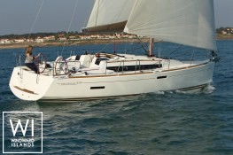 Sun Odyssey 379 Jeanneau Exterior 3