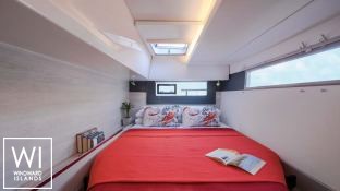 Leopard  4000 Robertson & Caines Interior 12