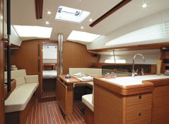 Sun Odyssey 42DS Jeanneau Interior 1