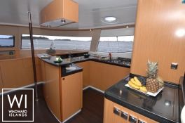 TI MOTU  Fountaine Pajot Salina 48 Interior 1