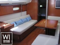 Oceanis  40 Beneteau Interior 1