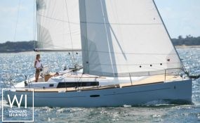 Oceanis  37 Beneteau Exterior 1