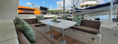 Sandstar  Lagoon Catamaran Lagoon 500 Exterior 2