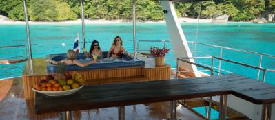 SHANGANI   Catamaran 70 Interior 15