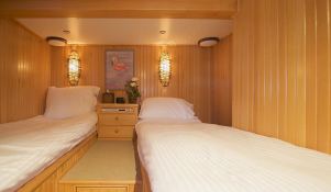 SHANGANI   Catamaran 70 Interior 16