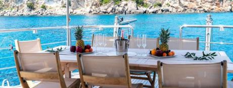 MYSTIQUE    Catamaran 70 Exterior 4