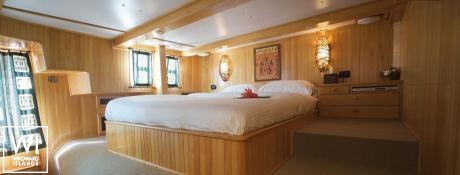 SHANGANI   Catamaran 70 Interior 11