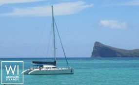 Turquoise  Fountaine Pajot Marquises 56 Exterior 2