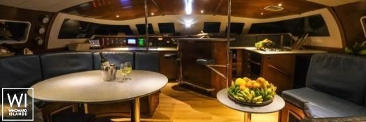 TURQUOISE  Fountaine Pajot Marquises 56 Interior 15