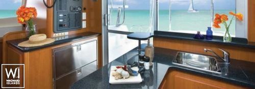 Leopard  3900 Robertson & Caines Interior 5