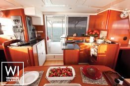 Leopard  3900 Robertson & Caines Interior 7