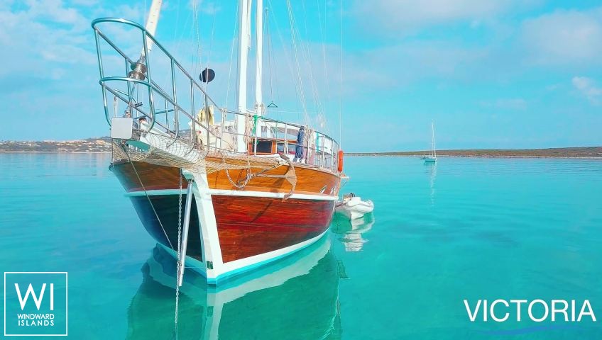 
																VICTORIA																 1