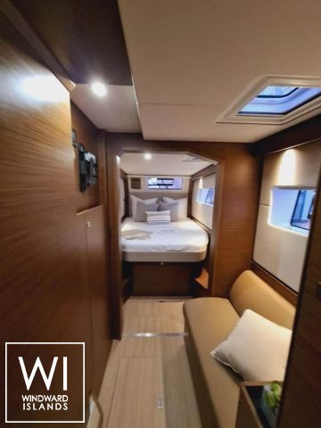 
																Nautitech 44																 3