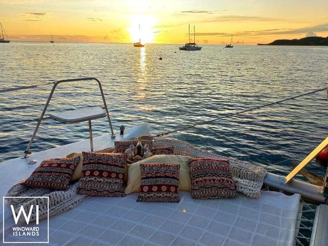 
																XXX																 4