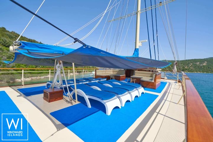 
																Tajna Mora																 5