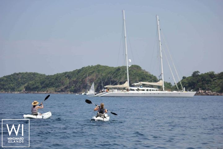 
																Douce France																 4