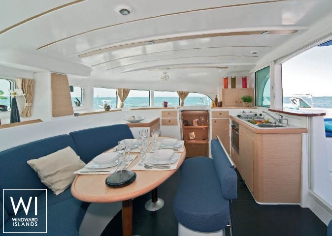 
																Lagoon 380																 5