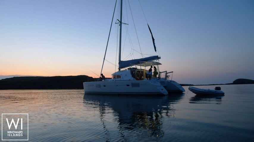 
																Lagoon 380																 2