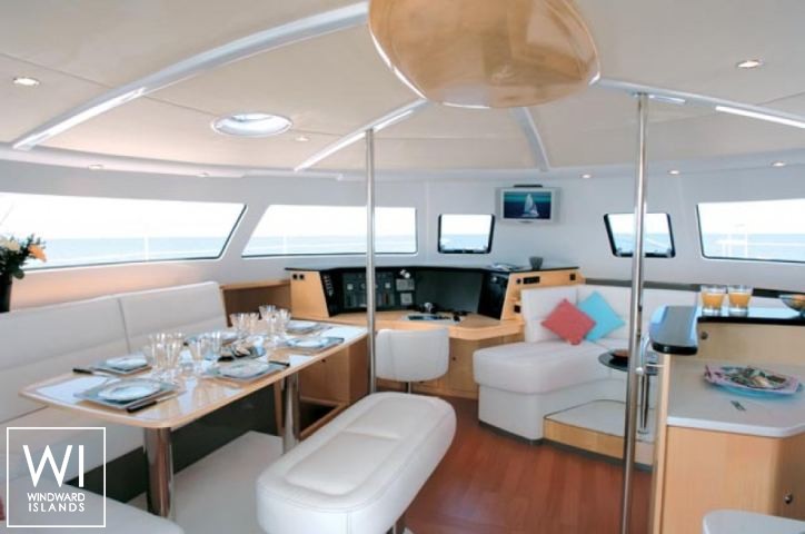 
																Eleuthera 60																 4