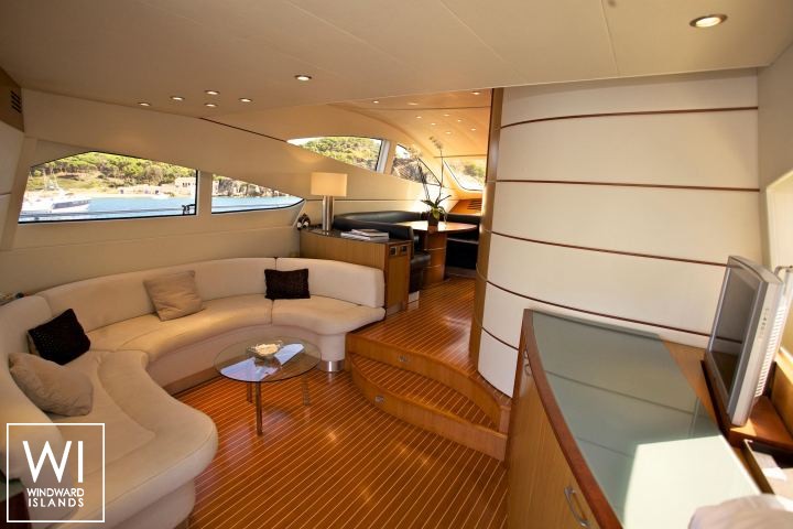 
																Estelada																 1