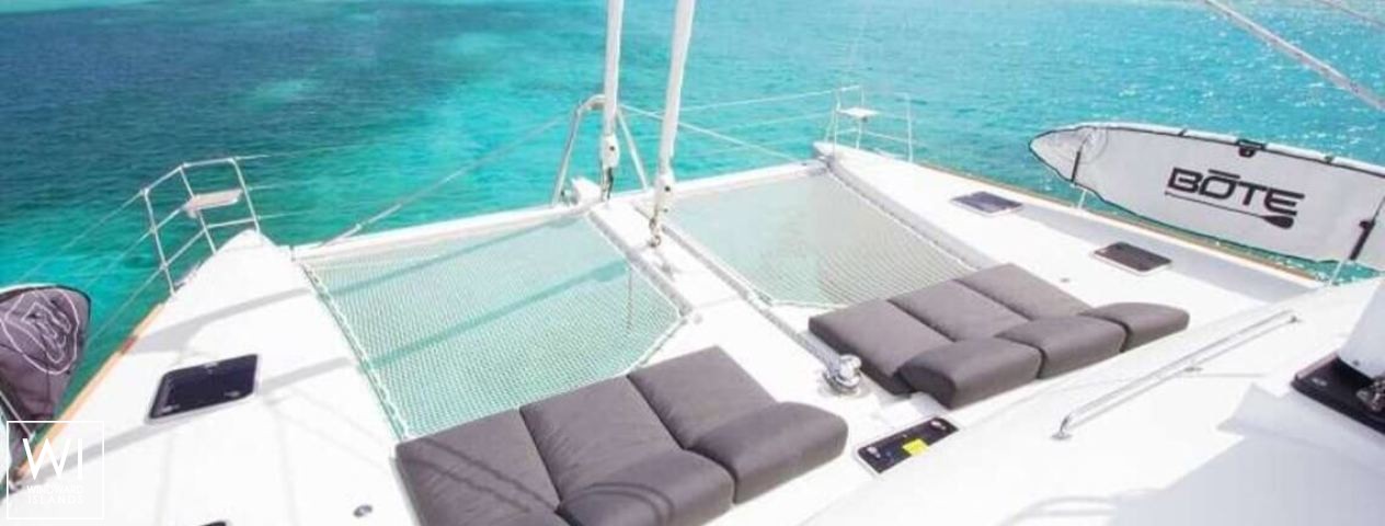 
																LE REVE																 2