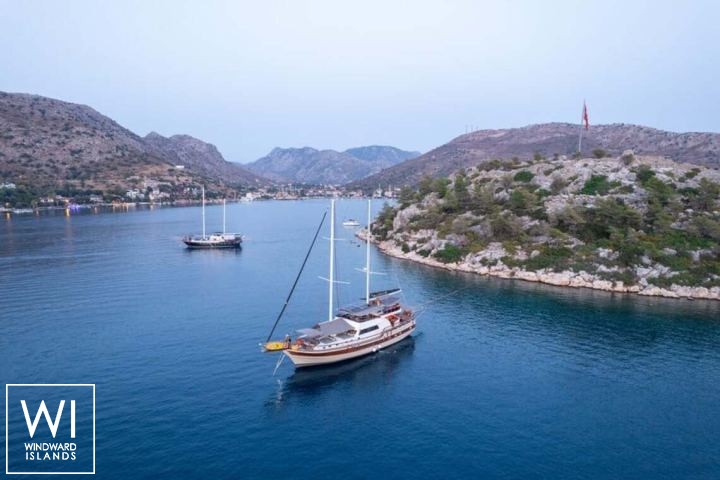 
																LA LIBERTA																 2