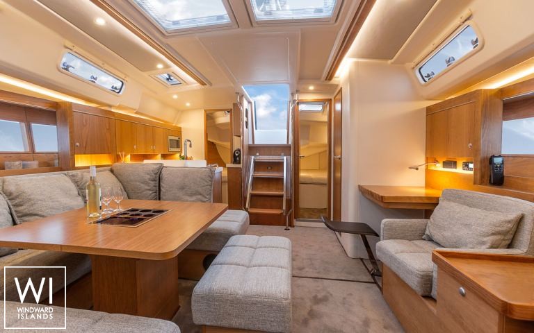 
																Hanse 455																 3