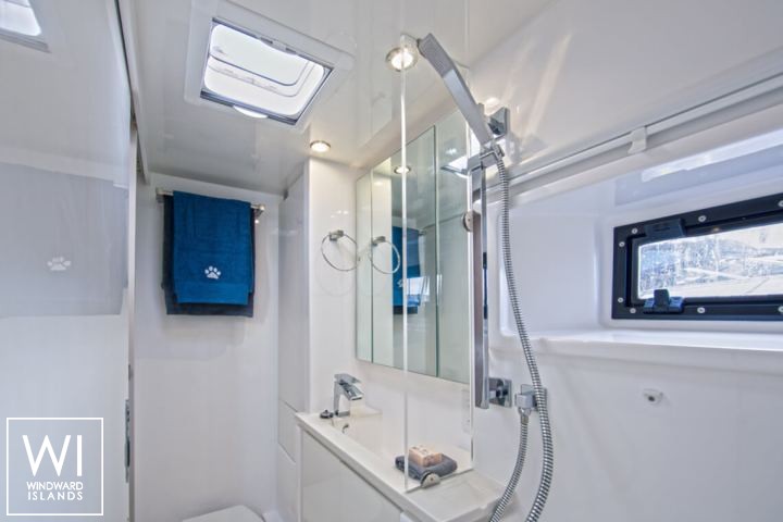 
																Leopard  404																 6