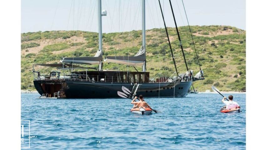 
																Rox Star																 3