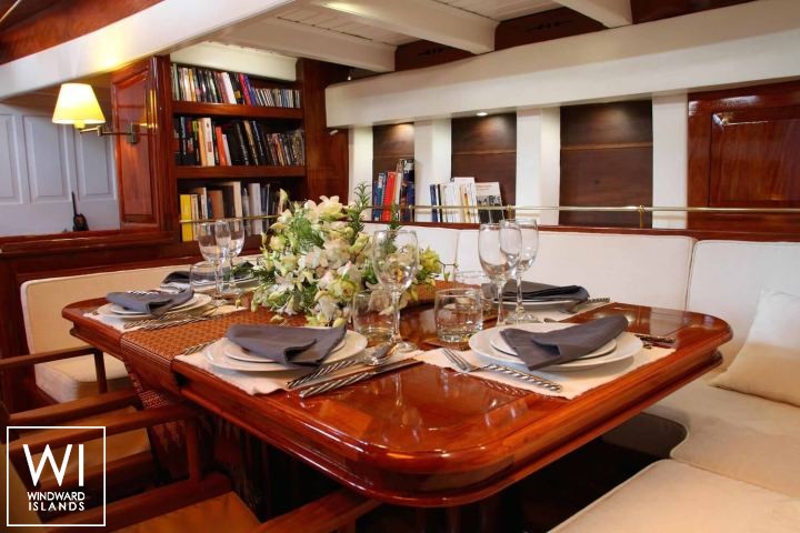 
																Aventure																 5