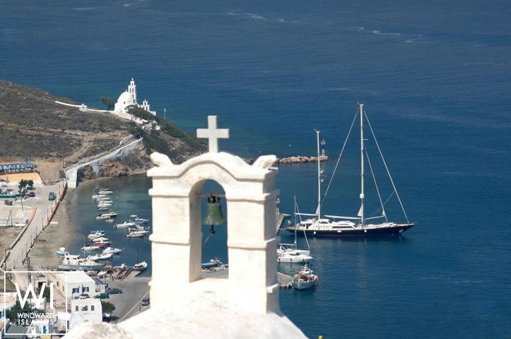 
																La Numero Uno																 2