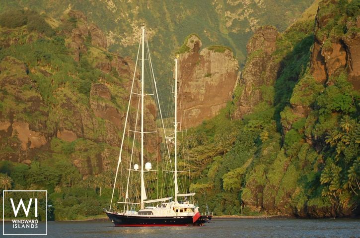 
																La Numero Uno																 6