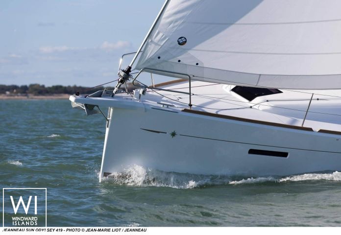 
																Sun Odyssey 419																 4