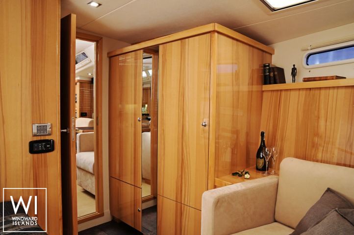 
																Hanse 630																 4