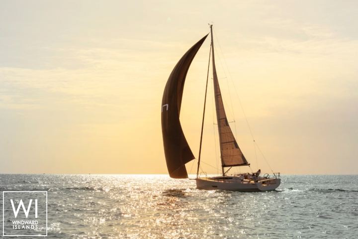 
																Elan E5																 2