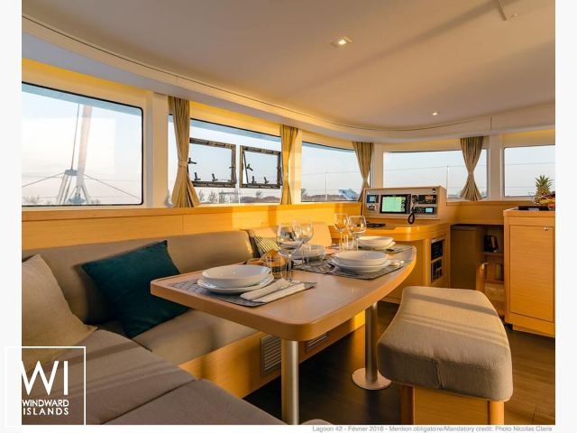 
																Lagoon 42																 6