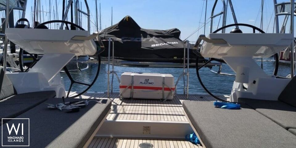 
																GARDEN GLOBE																 6