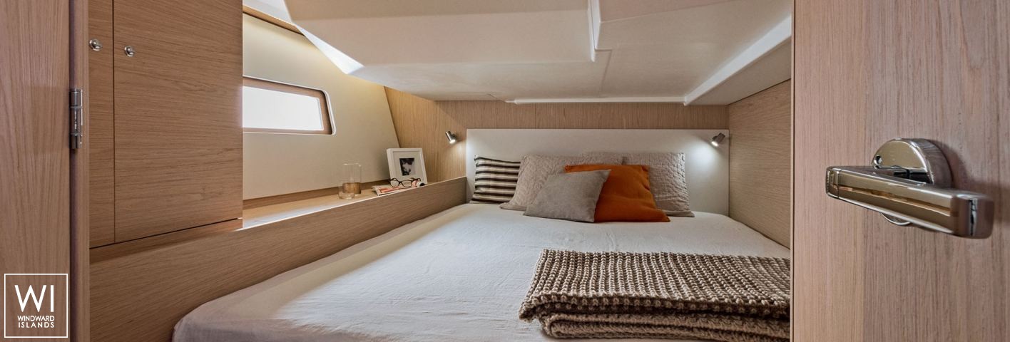 
																Oceanis  51.1																 6